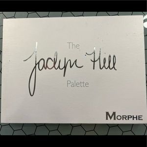 Morphe Jaclyn Hill eyeshadow palette